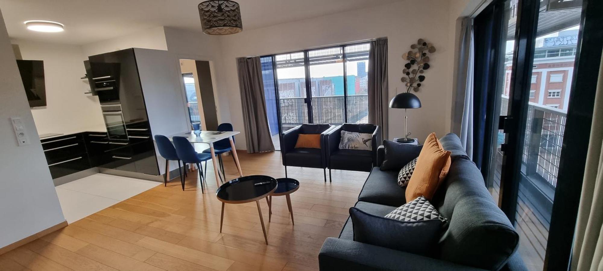 Bel Appartement Contemporain Avec Terrasse Climatisation Et Parking Payant En Option Estrasburgo Exterior foto